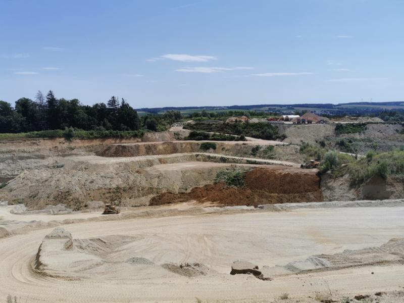 Blick über die Paul Kiesgrube in Mettenhausen